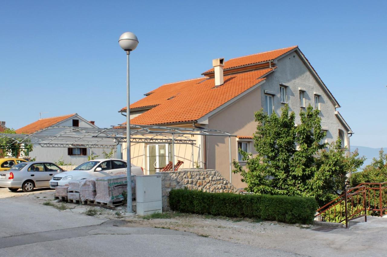 Apartments And Rooms With Parking Space Njivice, Krk - 5458 外观 照片