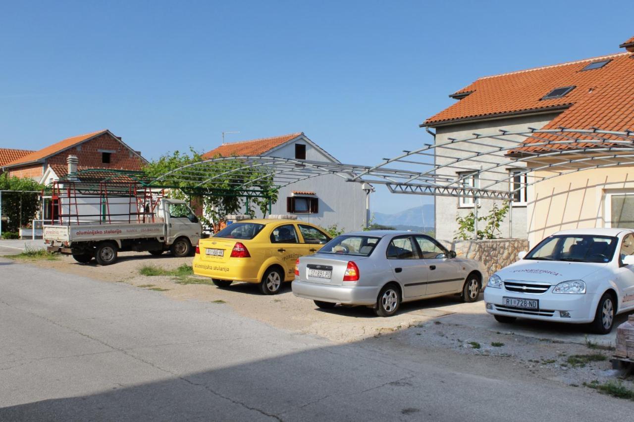 Apartments And Rooms With Parking Space Njivice, Krk - 5458 外观 照片