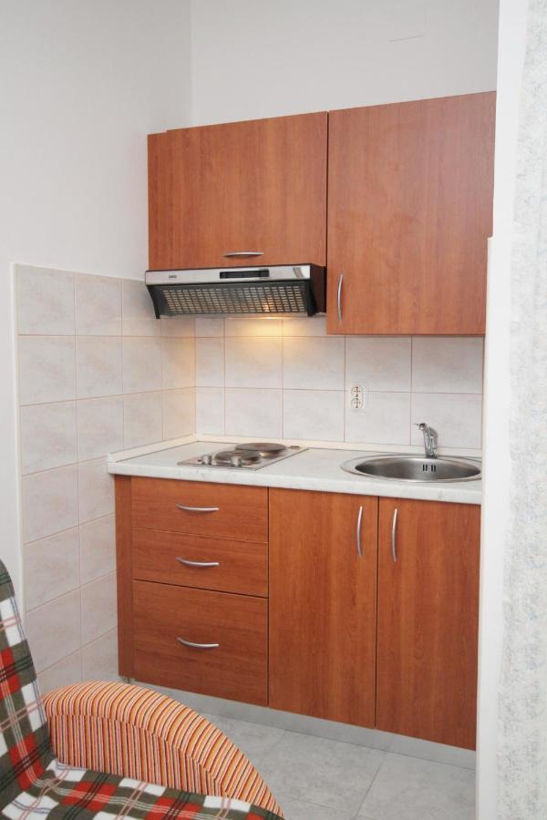 Apartments And Rooms With Parking Space Njivice, Krk - 5458 外观 照片