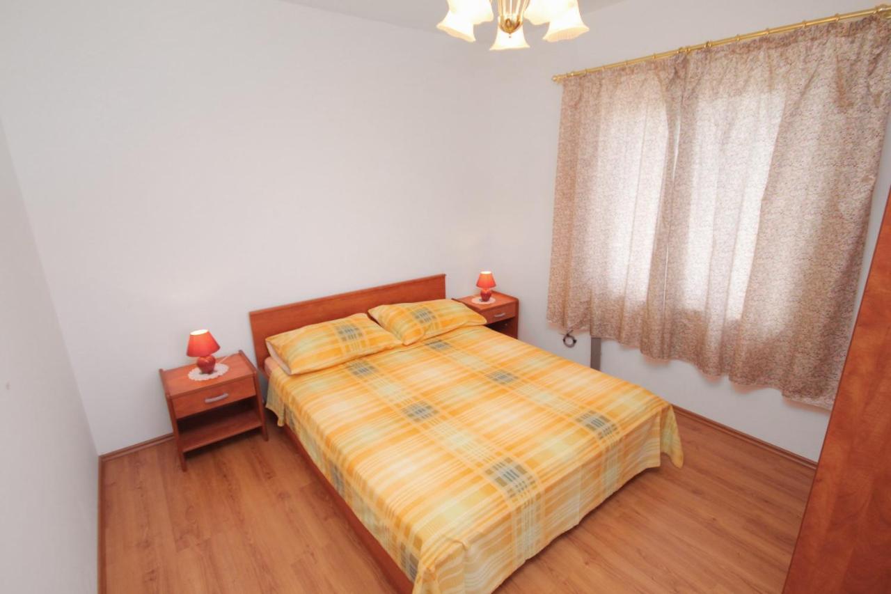 Apartments And Rooms With Parking Space Njivice, Krk - 5458 外观 照片