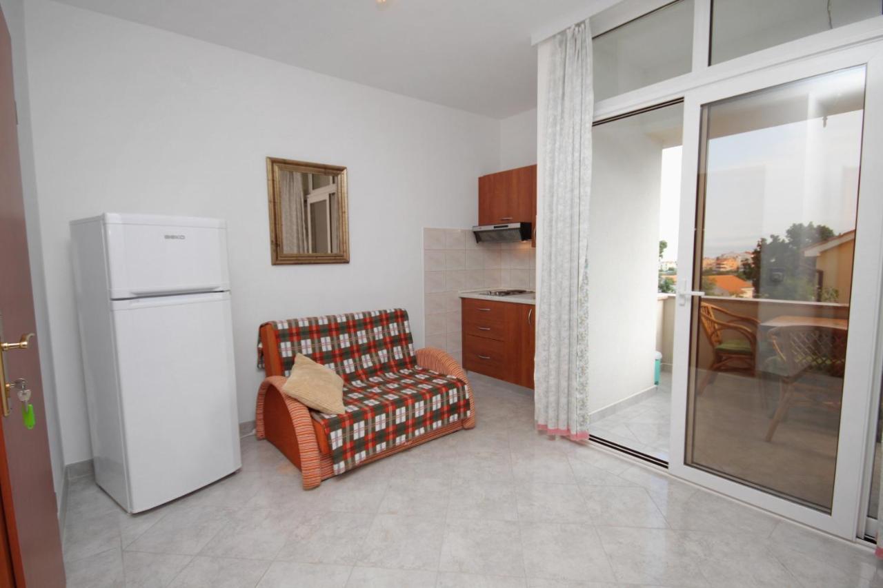 Apartments And Rooms With Parking Space Njivice, Krk - 5458 外观 照片