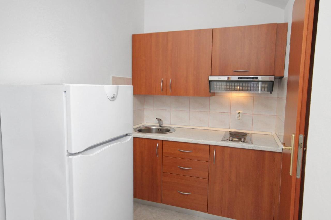 Apartments And Rooms With Parking Space Njivice, Krk - 5458 外观 照片